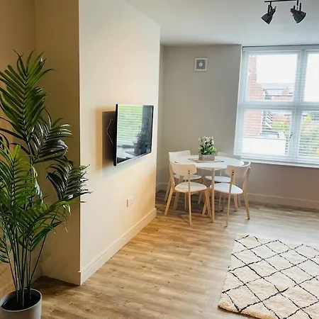 Brantwood Apartments - Apartment 2-2
